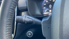 Volvo Xc40 2.0 B4P Inscription 5dr Auto Petrol Estate